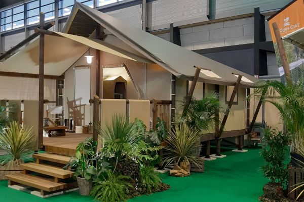 jungle-lodge-min24F5C8BD-3E8D-F9EB-7018-B68DDDF301F1.jpg